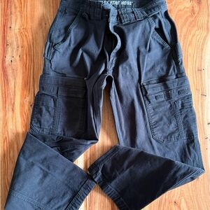 Duluth Trading Co Black Cargo Pants